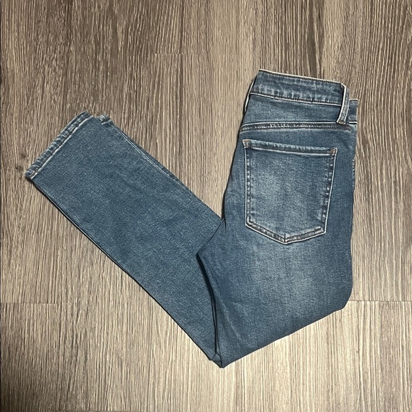 Kut from the Kloth Medium Blue Cropped Jeans - Picture 6 of 10